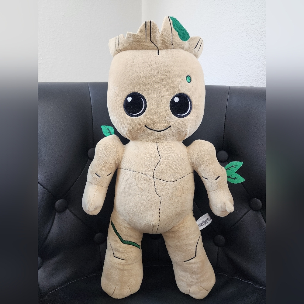 Marvel Guardians of the Galaxy Groot HugMe Vibrating Plush